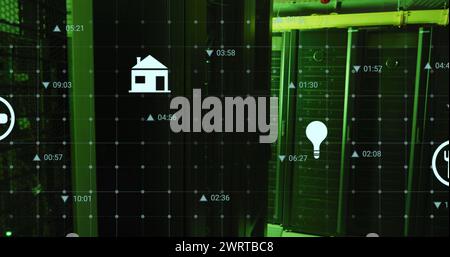 Bild der Datenverarbeitung über Computerserver Stockfoto