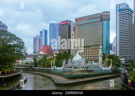 Masjid Jamek Moschee am Zusammenfluss der Flüsse Klang und Gombak, Kuala Lumpur, Malaysia Stockfoto
