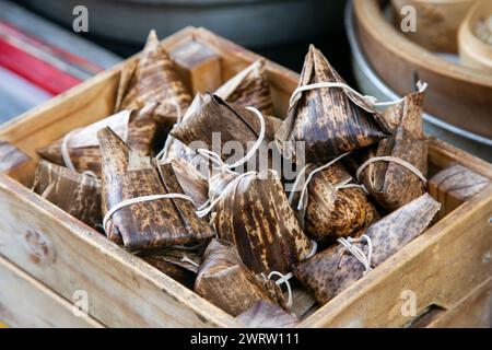 Zong zong Zi oder gefüllter Reis in einem chinesischen Street Food Stand in Kobe Japan Stockfoto