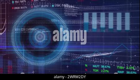 Abbildung von beleuchteten Linien über Programmiersprache, Binärcodes, Kreisen und Handelstafel Stockfoto
