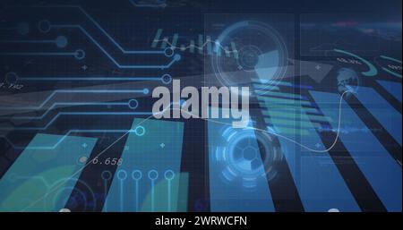 Bild der Verarbeitung von Finanzdaten im Vergleich zu Statistiken Stockfoto