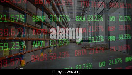 Bild der Datenverarbeitung über leerem Lager Stockfoto