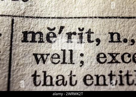 Wortwahl auf Wörterbuchseite, Makronaht Stockfoto