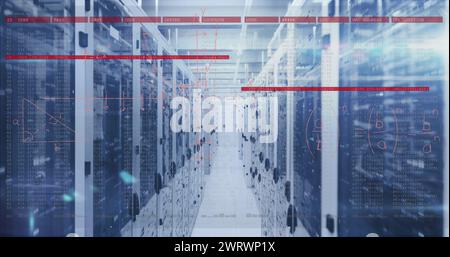 Abbildung der mathematischen Gleichungen und der Datenverarbeitung im Serverraum Stockfoto