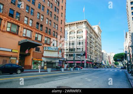 Los Angeles, Kalifornien, USA - 2. märz 2024 Straße in der Innenstadt. Hochwertige Fotos Stockfoto