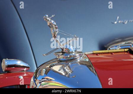 Kapuzenschmuck auf einem Riley TT Sprite 12/4 Special, 1937, bei Baiersbronn Classic 2022, Deutschland. Kühlerfigur auf einem Riley TT Sprite 12/4 Special, 1937 Stockfoto