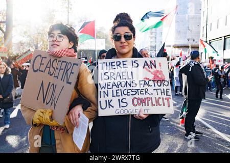 November 2023. Picadilly, London, Großbritannien. Nationalmarsch für Palästina. Großer marsch, der einen Waffenstillstand in Gaza fordert. Stockfoto