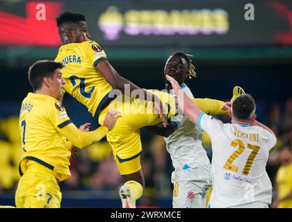 Villarreal, Spanien. März 2024. Yerson Mosquera von Villarreal CF spielte während des Achtelfinale der UEFA Europa League im zweiten Leg zwischen Villarreal CF und Olympique Marseille am 14. März 2024 im La Ceramica Stadion in Villarreal, Spanien. (Foto: Sergio Ruiz/PRESSINPHOTO) Credit: PRESSINPHOTO SPORTS AGENCY/Alamy Live News Stockfoto