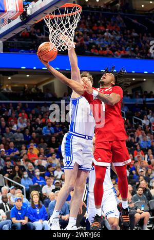 14. März 2024: NC State Wolfpack Guard (1) Jayden Taylor geht während eines ACC Men's Basketball Turniers zwischen den Duke Blue Devils und dem NC State Wolfpack in der Capital One Arena in Washington, DC Justin Cooper/CSM zum Basketballturnier Stockfoto