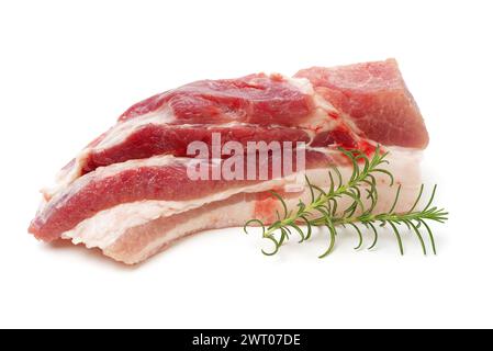 Schweinebauch auf weißem Hintergrund Stockfoto