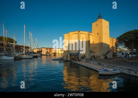 Panorama, Sonnenuntergang, Port Grimaud, Bay of St. Tropez, Departement Var, Cote d'Azur, Provence-Alpes-Cote d'Azur, Südfrankreich, Frankreich Stockfoto