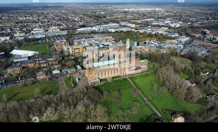 Eine Luftaufnahme der Guildford Cathedral in England. Stockfoto