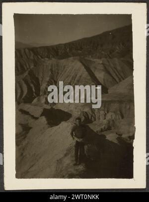 Figur in der Landschaft der Rocky Desert. Louis Fleckenstein, Fotograf (Amerikaner, 1866–1943) 1907–1943 Stockfoto