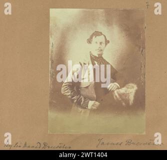 James Brewster. Sir David Brewster, Fotograf (Schottisch, 1781–1868) 1840er–Anfang der 1850er Jahre Portrait von James Brewster, Sir David Brewsters Sohn. (Recto, Mount) oben rechts, in Bleistift: '7'; unten links, in Bleistift: 'Von Sir David Brewster'; unten in der Mitte, in Bleistift: 'James Brewster'; Stockfoto