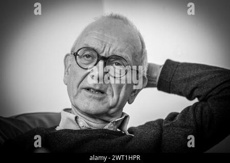 Henry Marsh , führender britischer Neurochirurg und Autor des Buches Do No Harm an der Neurochirurgie-Abteilung des St George's Hospital in London 3.03.2015 Stockfoto