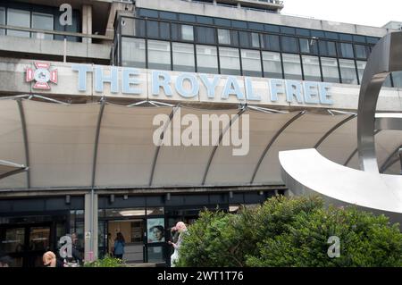 Haupteingang, Royal Free Hospital, Pond Street, Hamptead, London, UK Stockfoto