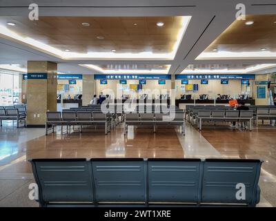 Der Zahlungsschalter im Asan Medical Center, dem größten Krankenhaus Südkoreas, sitzt ruhig inmitten des jüngsten Massenrücktritts junger Ärzte. Stockfoto