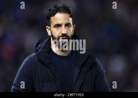 Bergamo, Italien. März 2024. Ruben Amorim, Cheftrainer von Sporting CP, sieht beim Achtelfinale der UEFA Europa League am 14. März 2024 in Bergamo, Italien, im Gewiss-Stadion an. Quelle: Marco Canoniero/Alamy Live News Stockfoto