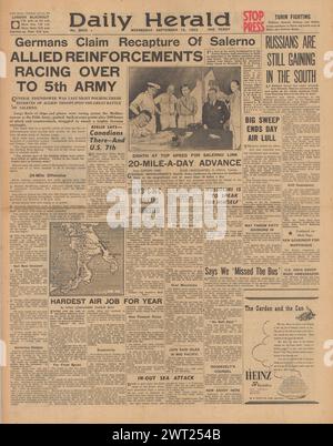1943 Daily Herald berichtet über die Schlacht um Salerno und die Schlacht um Bryansk Stockfoto