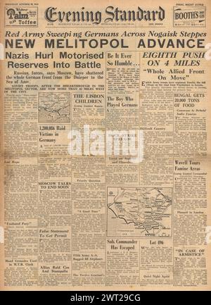 1943 Evening Standard-Titelseite, die über die Fortschritte der Roten Armee an der Ostfront und die Schlacht um Italien berichtet Stockfoto