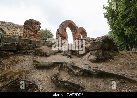 Der Tempel des Jupiters, über der Höhle der Sibilla Cumana, der Priesterin von Apollo, einer der wichtigsten Sibylien, prophetischen Gestalten von t Stockfoto