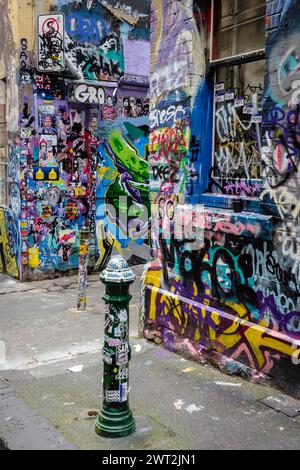 Hosier Lane in Melbourne, Australien, ist berühmt für seine Graffiti und Street Art Stockfoto