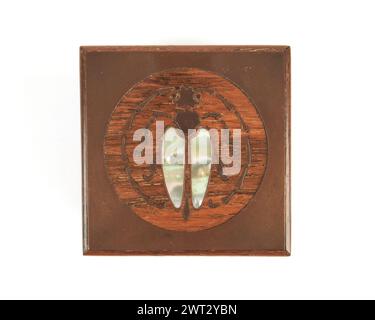 Antike 1900er Jahre Intarsienwaren Art Nouveau Messing und Holzkiste, wahrscheinlich von Erhard & Sohne. Stockfoto