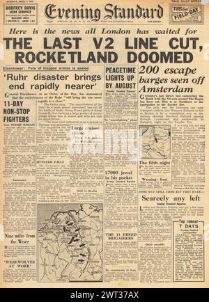 1945 Evening Standard-Titelseite, die V2-Bedrohungen meldet, nimmt ab Stockfoto