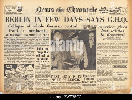 1945 News Chronik Titelseite über den Vormarsch der Alliierten auf Berlin und den Tod von Präsident Roosevelt Stockfoto