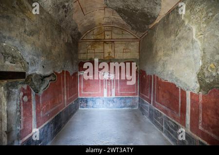 Ein Fresko in der Villa von Diomede, in den archäologischen Ausgrabungen von Pompeji, das nach der kürzlichen Restaurierung wieder eröffnet wurde. Stockfoto