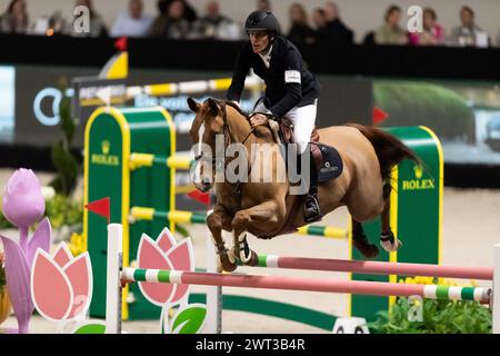 Denbosch, Niederlande - 10. März 2024. Henrik von Eckermann aus Schweden Riding King Edward tritt beim Rolex Grand Prix 2024 an Stockfoto