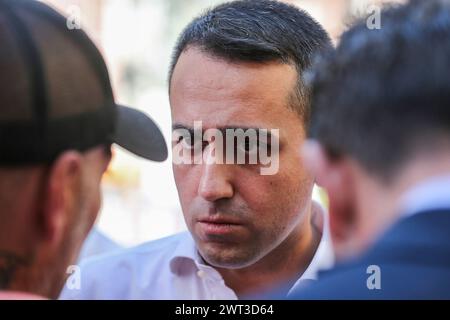 Der politische Leiter des Bürgerengagements, Luigi Di Maio, während der Wahltour in Neapel im Bezirk Sanità für die italienische politische El Stockfoto