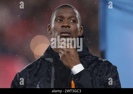 Monaco, Monaco, 1. März 2024. NoRDI Mukiele von PSG sieht in der Besetzung vor dem Start im Spiel der Ligue 1 in Stade Louis II, Monaco. Der Bildnachweis sollte lauten: Jonathan Moscrop / Sportimage Stockfoto