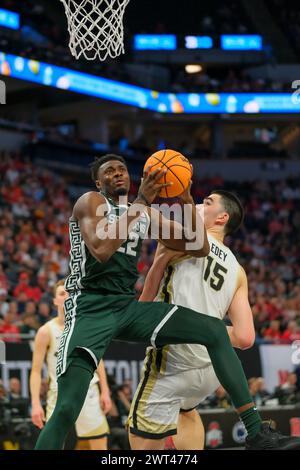 Minneapolis, Minnesota, USA. März 2024. MADY SISSOKO (22) spielt während eines Spiels zwischen Purdue und Michigan State während des TIAA Big10 Männer Basketball Turniers 2024 im Target Center in Minneapolis am 15. März 2024. Purdue gewann 67:62. (Kreditbild: © Steven Garcia/ZUMA Press Wire) NUR REDAKTIONELLE VERWENDUNG! Nicht für kommerzielle ZWECKE! Stockfoto