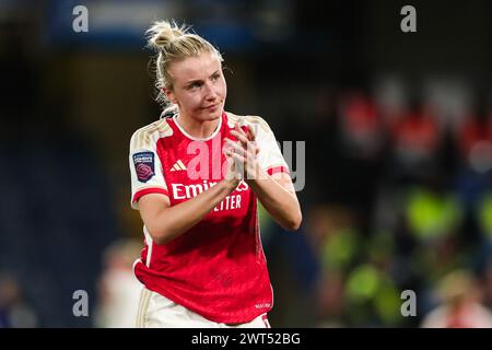 London, Großbritannien. März 2024. Leah Williamson von Arsenal nach dem letzten Pfiff während des Spiels Chelsea FC Women gegen Arsenal Women's Super League in Stamford Bridge, London, England, Großbritannien am 15. März 2024 Credit: Every Second Media/Alamy Live News Stockfoto