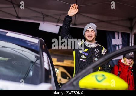 ASCENZI Valentin, LACRUZ Marine, Peugeot 208 Rally4, Porträt während der Rallye du Touquet 2024, 1. Runde des Championnat de France des Rallyes 2024, vom 14. Bis 16. März in Le Touquet, Frankreich - Foto Bastien Roux / DPPI Stockfoto