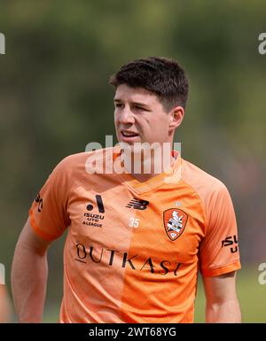 Brisbane, Australien, 16. März 2024: Brisbane Spieler wärmen sich vor der Isuzu Ute auf, Ein Ligaspiels zwischen Brisbane Roar und Macarthur FC im Ballymore Stadium (Promediapix/SPP). /Alamy Live News Stockfoto