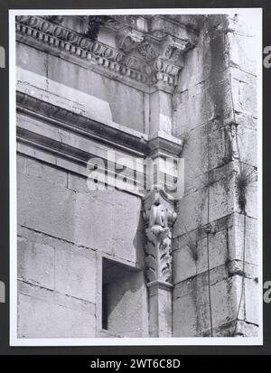 Marches Macerata Visso Santuario di Macereto8. Hutzel, Max 1960-1990 Außenaufnahmen des Tempels und anderer Gebäude im Heiligtum-Komplex. Der Tempel ist im Stil von Bramante gehalten, wurde aber von Giovanni Battista da Lugano entworfen. Es gibt viele Fotos der äußeren architektonischen Details. Innenfotos zeigen den Gewölbe und die Kuppel sowie den „Tempietto“ oder Baldacchino im klassischen Stil, der unter der Kuppel steht. Objektnotizen: Hutzel Foto Kampagnennotizen sind undatiert. Der in Deutschland geborene Fotograf und Gelehrte Max Hutzel (1911–1988) fotografierte in Italien von den frühen 1960er Jahren bis zu seinem Tod Stockfoto