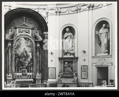 Latium Roma Rom S. Bernardo alle Terme2. Hutzel, Max 1960-1990 postmittelalterliche Architektur aus dem 16. Jahrhundert (1598), Skulptur, Gemälde Caterina Nobili Sforza, Gräfin von Santa Fiora, Patronin. Der in Deutschland geborene Fotograf und Gelehrte Max Hutzel (1911–1988) fotografierte in Italien von den frühen 1960er Jahren bis zu seinem Tod. Das Ergebnis dieses Projektes, von Hutzel als Foto Arte Minore bezeichnet, ist eine gründliche Dokumentation der kunsthistorischen Entwicklung in Italien bis zum 18. Jahrhundert, darunter Objekte der Etrusker und Römer sowie frühmittelalterliche, romanische, gotische, Renaissance- und Barockdenkmäler Stockfoto