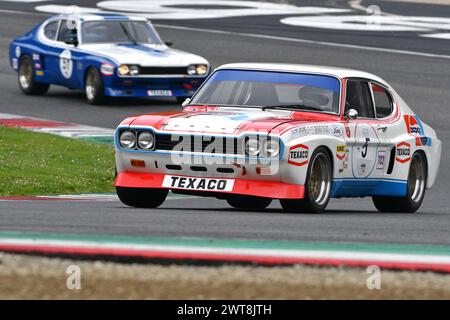 Scarperia, 2. April 2023: Ford Capri RS 2600 1973 im Einsatz beim Mugello Classic 2023 auf dem Mugello Circuit in Italien. Stockfoto