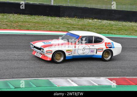 Scarperia, 2. April 2023: Ford Capri RS 2600 1973 im Einsatz beim Mugello Classic 2023 auf dem Mugello Circuit in Italien. Stockfoto