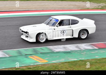 Scarperia, 2. April 2023: Ford Capri RS 3100 Köln 1974 im Einsatz beim Mugello Classic 2023 auf dem Mugello Circuit in Italien. Stockfoto