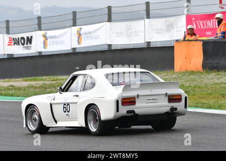 Scarperia, 2. April 2023: Ford Capri RS 3100 Köln 1974 im Einsatz beim Mugello Classic 2023 auf dem Mugello Circuit in Italien. Stockfoto