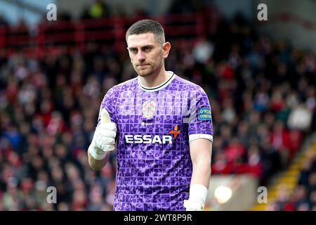 Wrexham, Großbritannien. März 2024. Luke McGee, Torhüter der Tranmere Rovers. EFL Skybet Football League Two Match, Wrexham gegen Tranmere Rovers, bei STōK CAE Ras in Wrexham, Wales am Samstag, den 16. März 2024. Dieses Bild darf nur für redaktionelle Zwecke verwendet werden. Nur redaktionelle Verwendung, .PIC von Chris Stading/ Credit: Andrew Orchard Sportfotografie/Alamy Live News Stockfoto