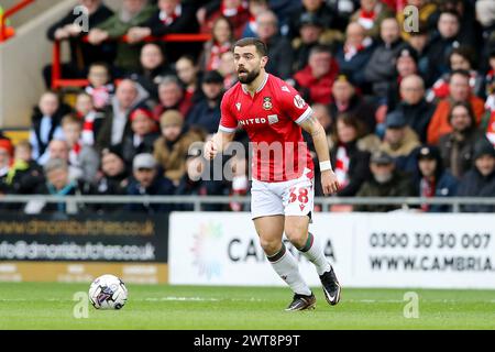 Wrexham, Großbritannien. März 2024. Elliot Lee von Wrexham. EFL Skybet Football League Two Match, Wrexham gegen Tranmere Rovers, bei STōK CAE Ras in Wrexham, Wales am Samstag, den 16. März 2024. Dieses Bild darf nur für redaktionelle Zwecke verwendet werden. Nur redaktionelle Verwendung, .PIC von Chris Stading/ Credit: Andrew Orchard Sportfotografie/Alamy Live News Stockfoto