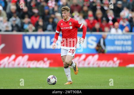 Wrexham, Großbritannien. März 2024. Andy Cannon von Wrexham. EFL Skybet Football League Two Match, Wrexham gegen Tranmere Rovers, bei STōK CAE Ras in Wrexham, Wales am Samstag, den 16. März 2024. Dieses Bild darf nur für redaktionelle Zwecke verwendet werden. Nur redaktionelle Verwendung, .PIC von Chris Stading/ Credit: Andrew Orchard Sportfotografie/Alamy Live News Stockfoto