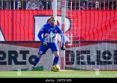 Michele Di Gregorio (AC Monza) während des italienischen Meisterschaftsspiels Serie A zwischen AC Monza und Cagliari Calcio am 16. März 2024 im U-Power Stadion in Monza, Italien - Credit: Luca Rossini/E-Mage/Alamy Live News Stockfoto