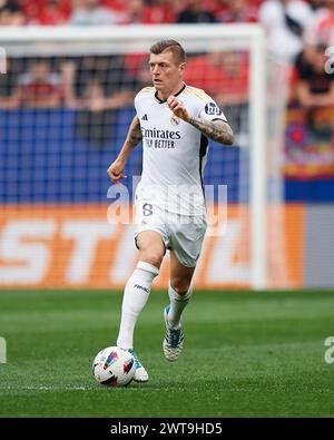 Toni Kroos von Real Madrid CF in Aktion während des LaLiga EA Sports Matches zwischen CA Osasuna und Real Madrid CF im El Sadar Stadium am 16. März 2024 in Pamplona, Spanien. Quelle: Cesar Ortiz Gonzalez/Alamy Live News Stockfoto