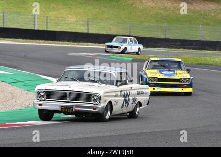 Scarperia, 2. April 2023: Ford Falcon Sprint 1964 beim Mugello Classic 2023 auf dem Mugello Circuit in Italien. Stockfoto