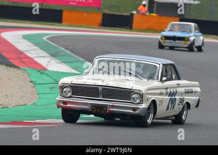 Scarperia, 2. April 2023: Ford Falcon Sprint 1964 beim Mugello Classic 2023 auf dem Mugello Circuit in Italien. Stockfoto